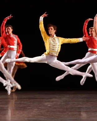 Ballet Folklorico de Mexico de Amalia Hernandez
